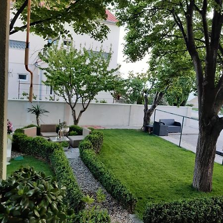 Apartman Barbir Sukošan Екстериор снимка