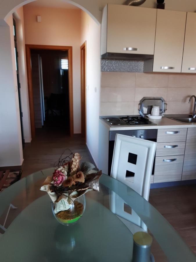 Apartman Barbir Sukošan Екстериор снимка